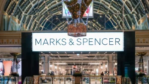 Marks & Spencer pierde o treime din profit după un atac cibernetic