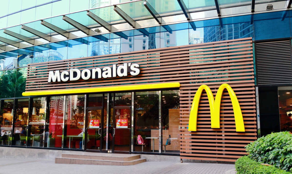 Interzis pentru minori la McDonald's. Motivele incredibile ale deciziei