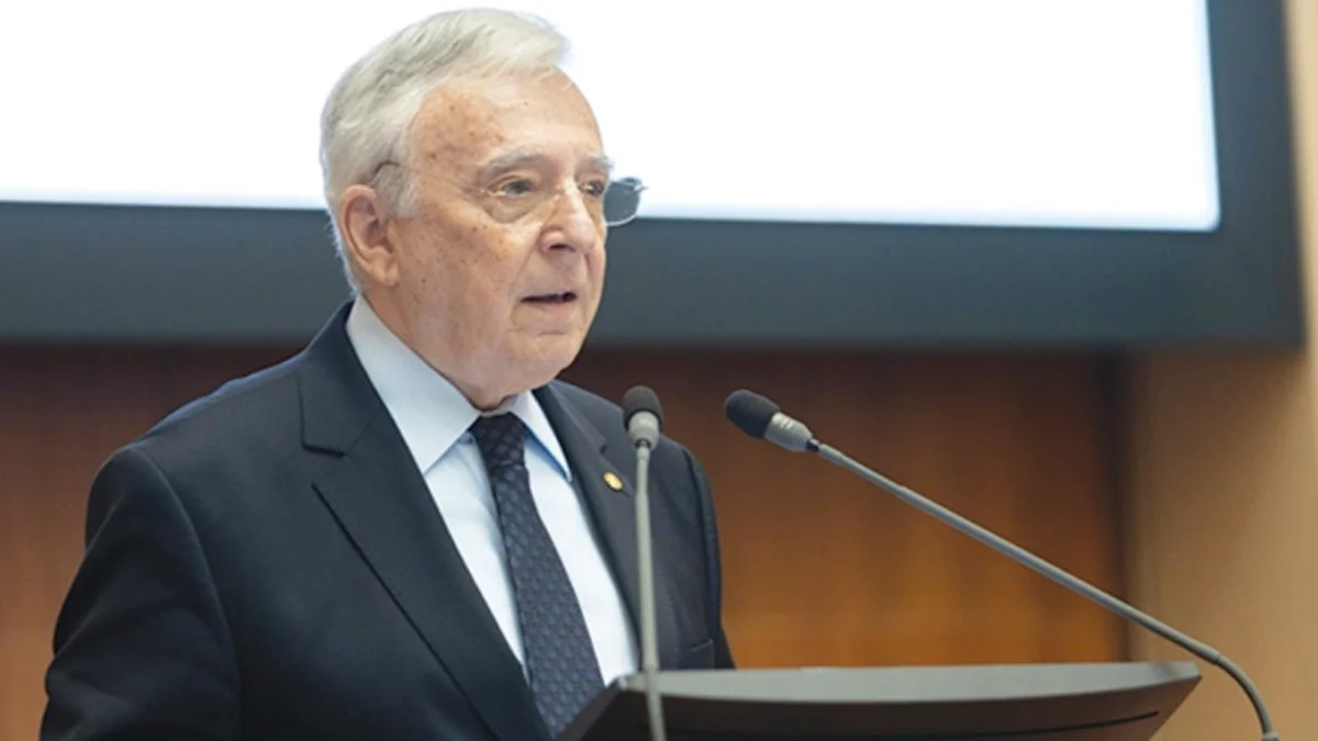 Isărescu susține că leul e puternic, iar inflația sub control