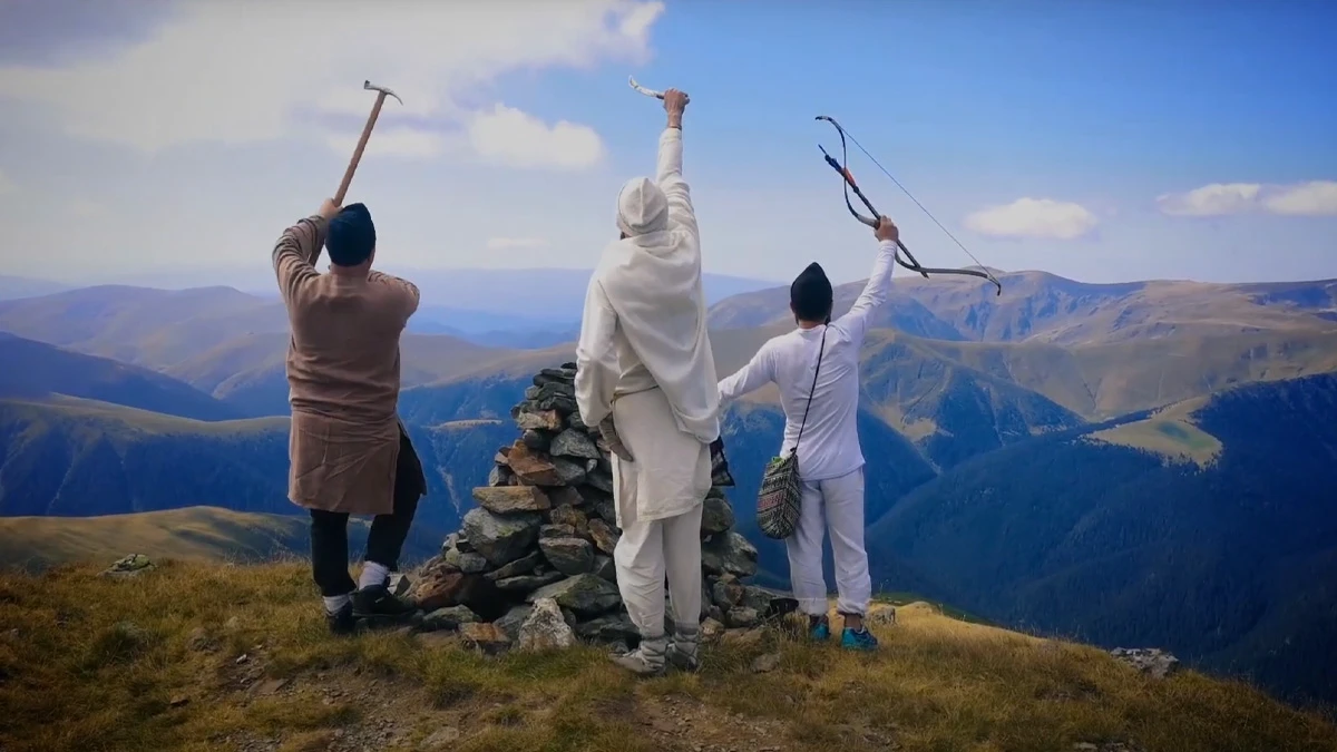 Energiile stranii de pe muntele sacru al dacilor. Oamenii din zonă trăiesc până la 100 de ani