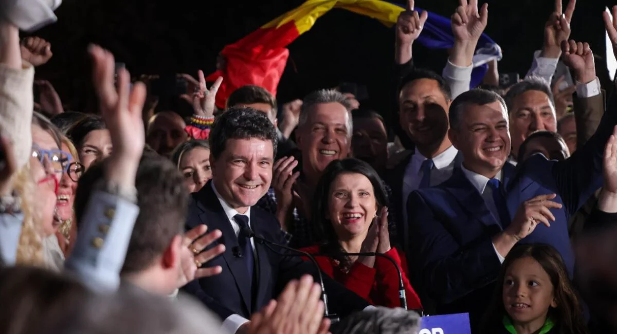 Nicușor Dan, prezent la Congresul Studenţilor din România: Ce puteți face voi pentru societate?