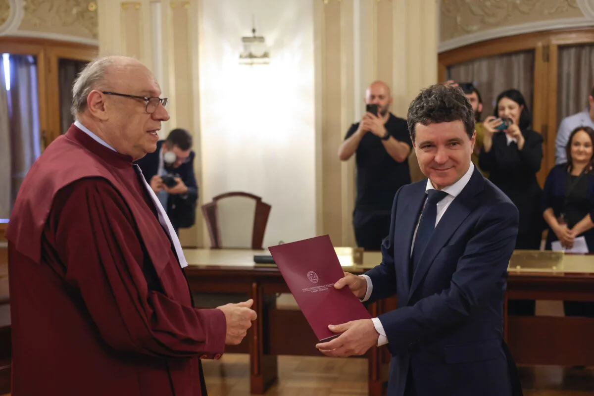Jurământul de învestire al lui Nicușor Dan va avea loc luni, în Parlament