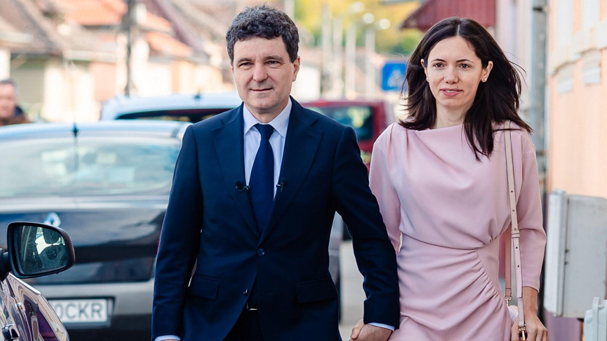 Nunta lui Nicușor Dan cu Mirabela Grădinaru. Gestul pe care nu-l va face președintele