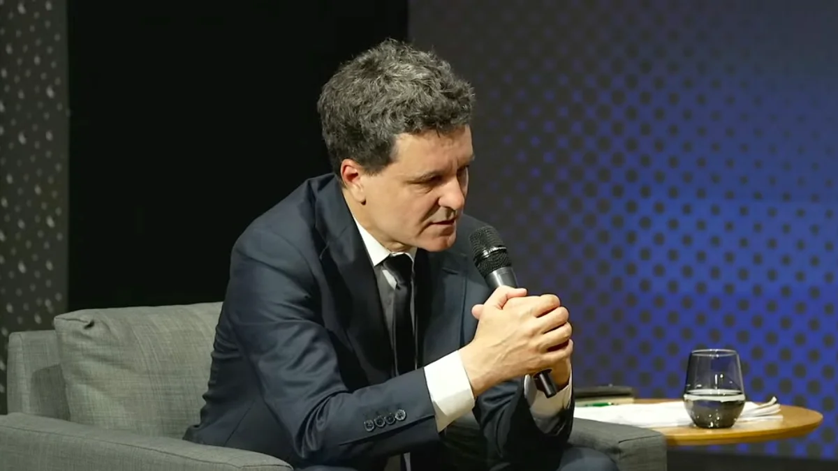 Nicușor Dan: Românii din diaspora trebuie să simtă că statul îi recunoaște