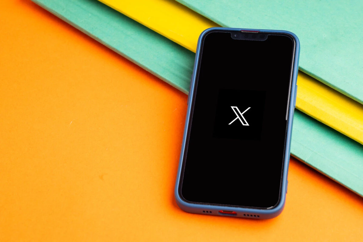 Noi probleme pentru rețeaua X. O pană a afectat și siteul, și aplicația