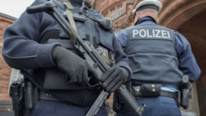 Un român a fost arestat în Germania după ce și-a furat propria mașină. Cum a fost prins