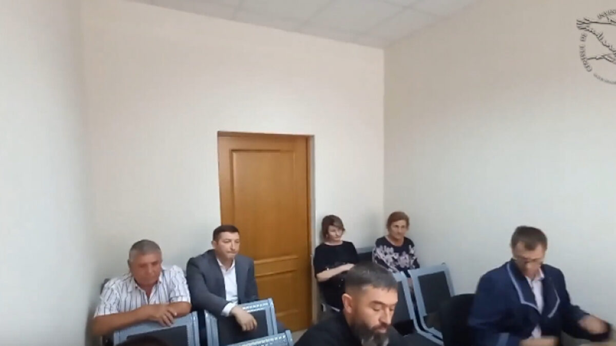 Fostul procuror Ruslan Popov şi presupuşii să complici, pe banca acuzaţilor