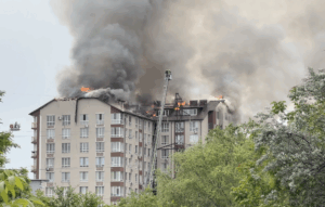 Noi detalii despre incendiul devastator de la Durlești. Zeci de mii de consumatori din Chișinău au rămas fără lumină  