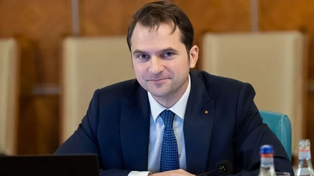Sectorul energetic, un nou acord. OMV Petrom și Energocom au semnat parteneriatul