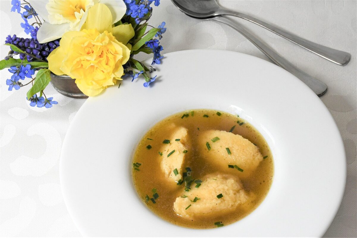 Ce trebuie să faci dacă găluștele îți ies tari. Un singur ingredient le poate face pufoase