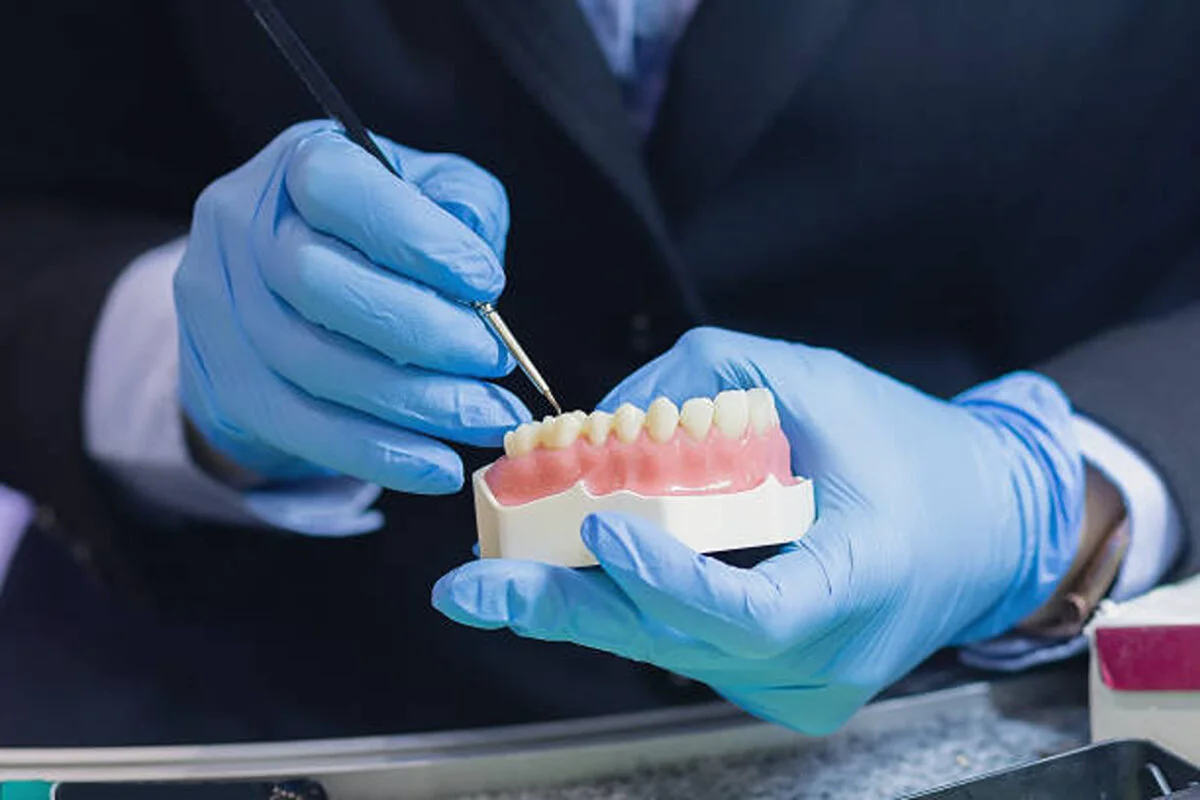 A murit un celebru tehnician dentar. Tragedie petrecută în laborator