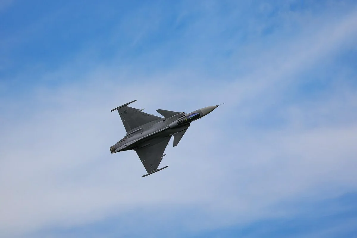 Două avioane s-au prăbușit în Marea Roșie. Pierdere uriașă pentru SUA
