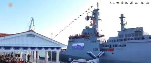 Mândria lui Kim Jong Un, afectată. Un distrugător nord-coreean a ratat lansarea la apă