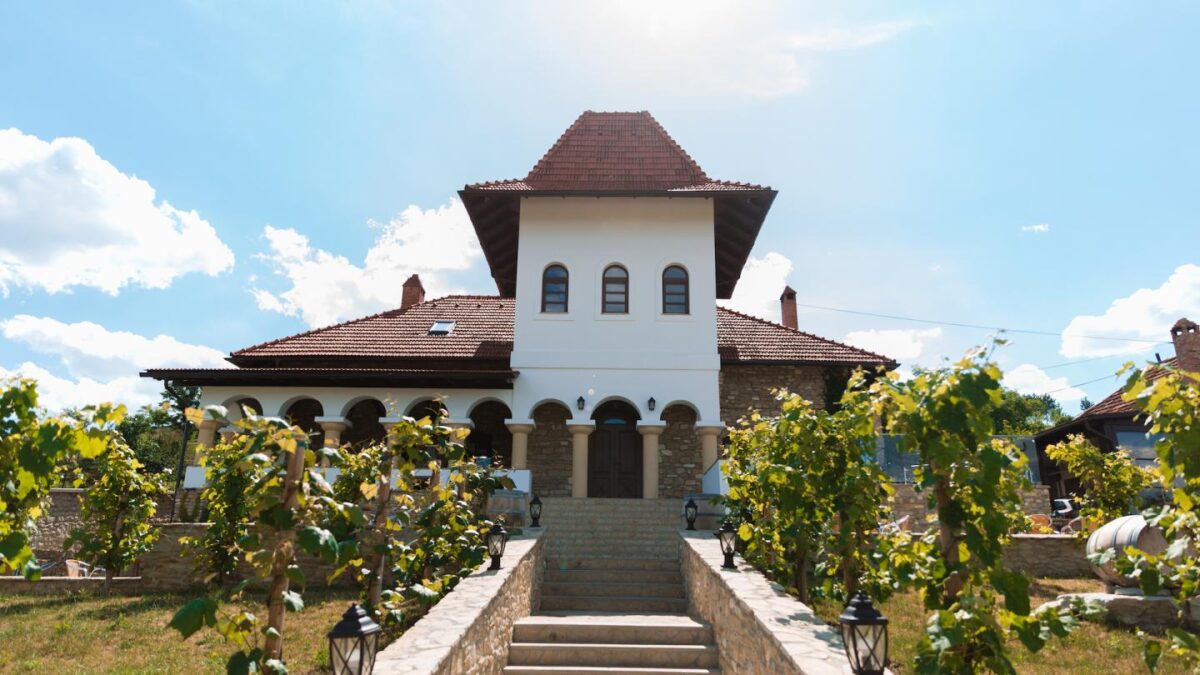 Rezervații naturale cu tradiții locale autentice. Regiunea Ungheni își îmbogățește oferta turistică cu trei trasee noi