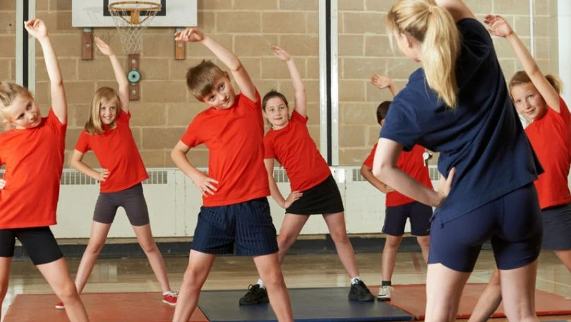 Mai mult sport pentru elevi. Ministerul Educației lansează noi activități extracurriculare pentru un stil de viață activ