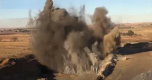 Explozie în Indonezia: Patru militari şi nouă civili morți în incident