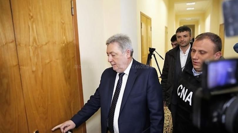 După 9 ani de acuzații, fostul viceprimar al Chișinăului iese basma curată în dosarul „parcărilor cu plată”