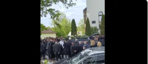 Adolescent de 15 ani, înmormântat în sunet de motoare turate la maxim
