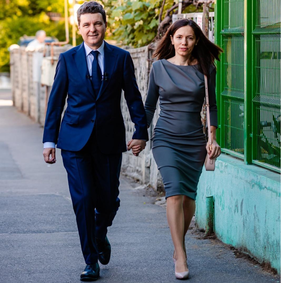 Nicușor Dan: Mi s-a spus să mă căsătoresc în campania electorală, dar am refuzat