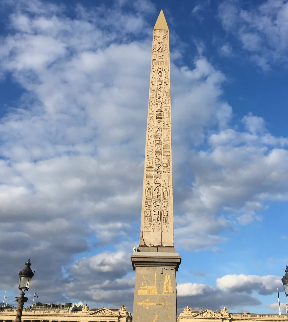Obeliscul egiptean din Place de la Concorde, Paris