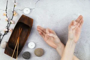 Ritualuri de relaxare acasă care îți transformă weekendul într-un refugiu de liniște