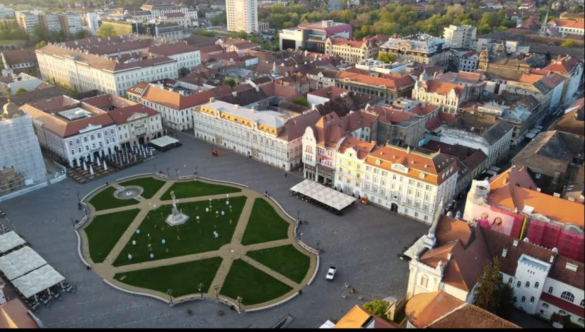 Primarul Fritz, postură inedită de Ziua Europei, la Timișoara