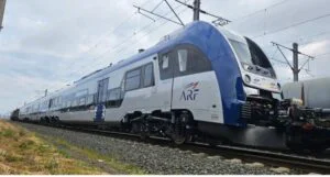 Trenul de 8 milioane euro, care va „zbura” pe șine, prezentat la Oradea