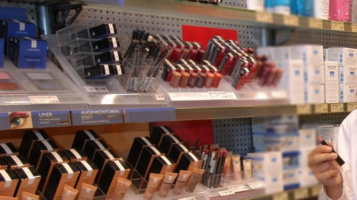 Cosmetice periculoase, retrase de urgență de pe rafturile magazinelor din Republica Moldova. ANSP trage un semnal de alarmă