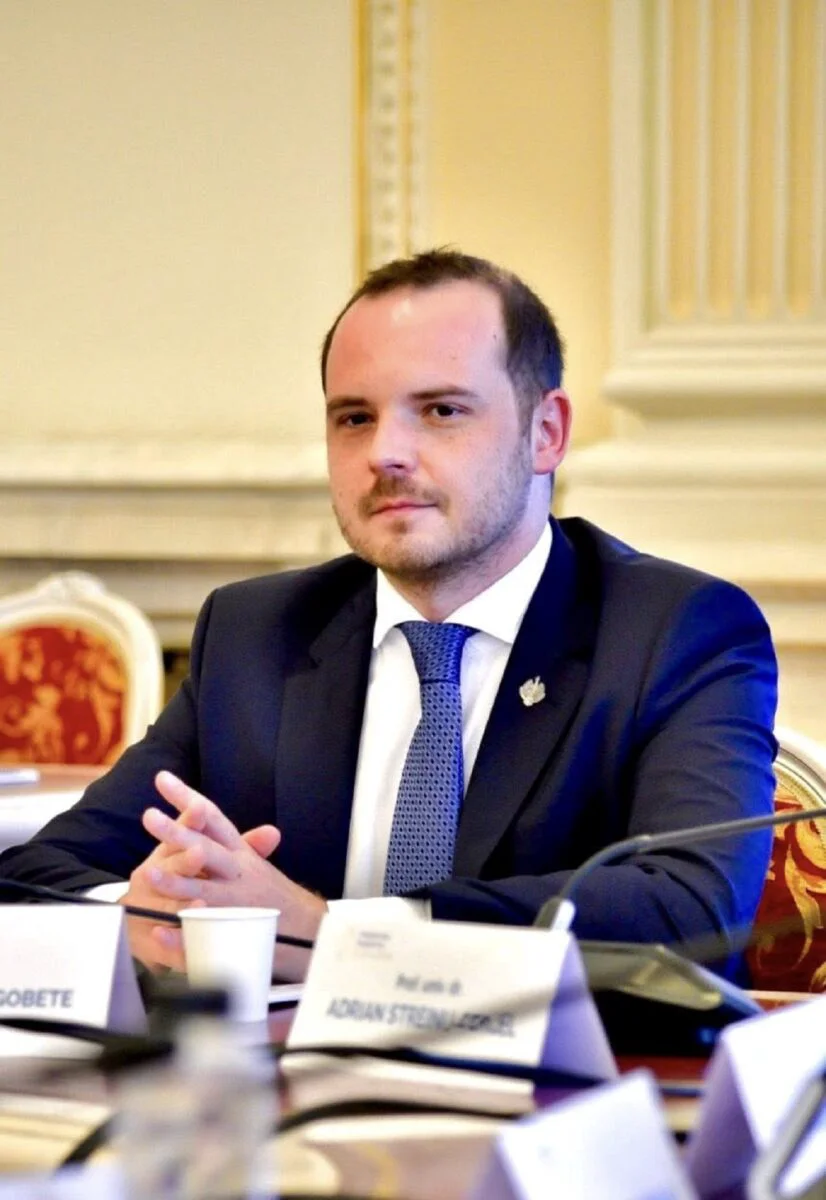 Rogobete susține munca la privat a medicilor plătiți de la buget
