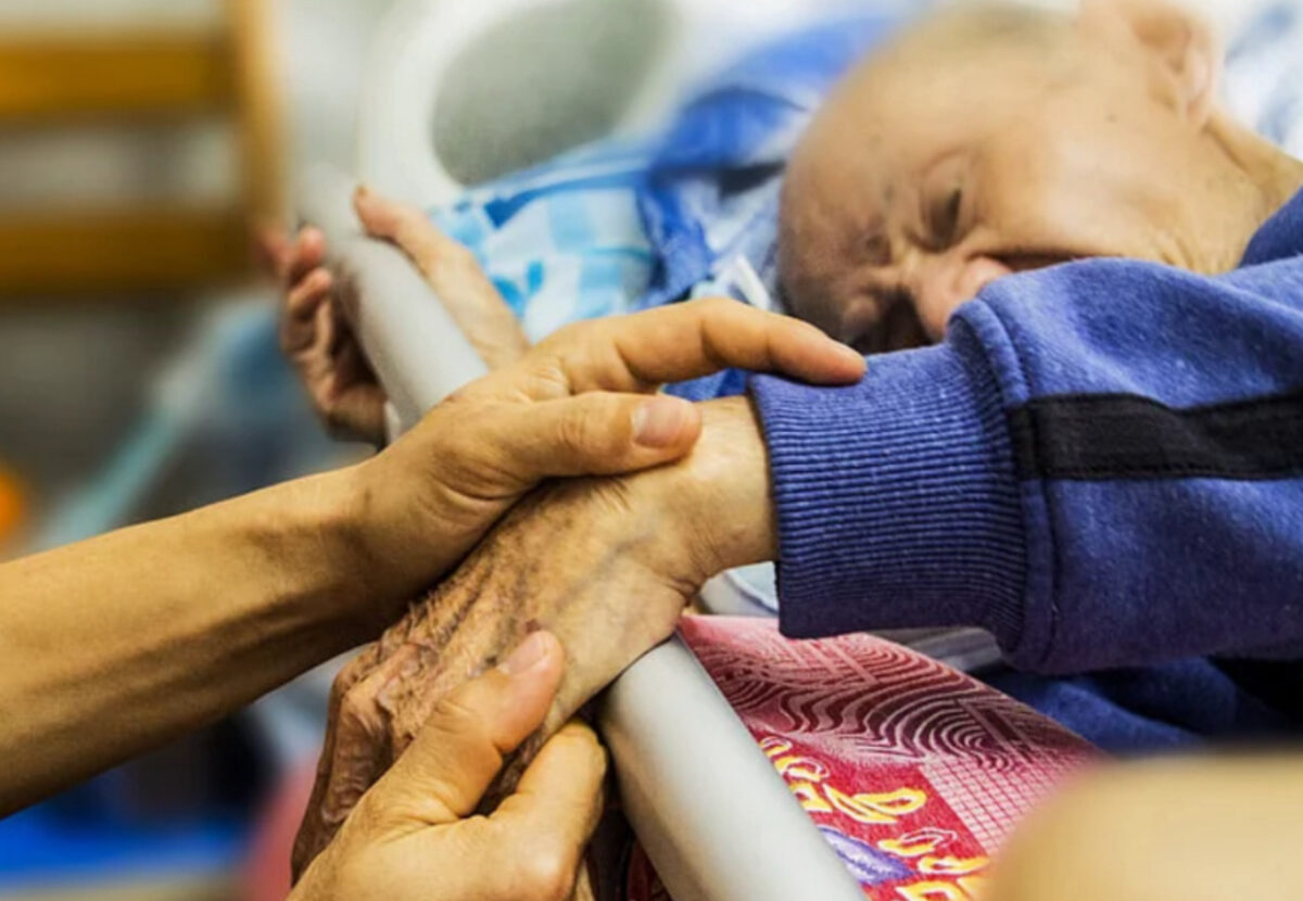 Anchetă la Săpoca. Tratamente inumane și alimente expirate pentru bolnavi