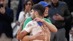 Luptă, lacrimi și mesaje puternice în finalele de la Roland Garros 2025