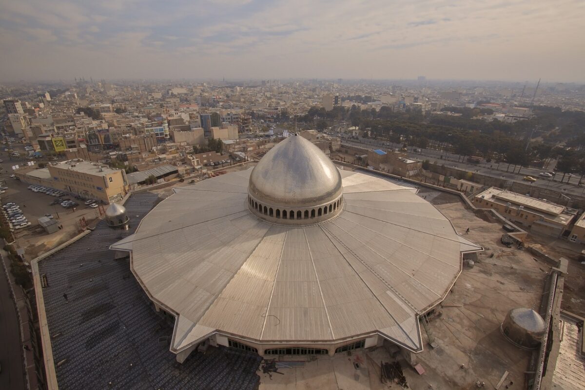 Tensiunile au atins un punct critic în Orientul Mijlociu. Atacuri asupra orașelor Bushehr și Yazd - Update