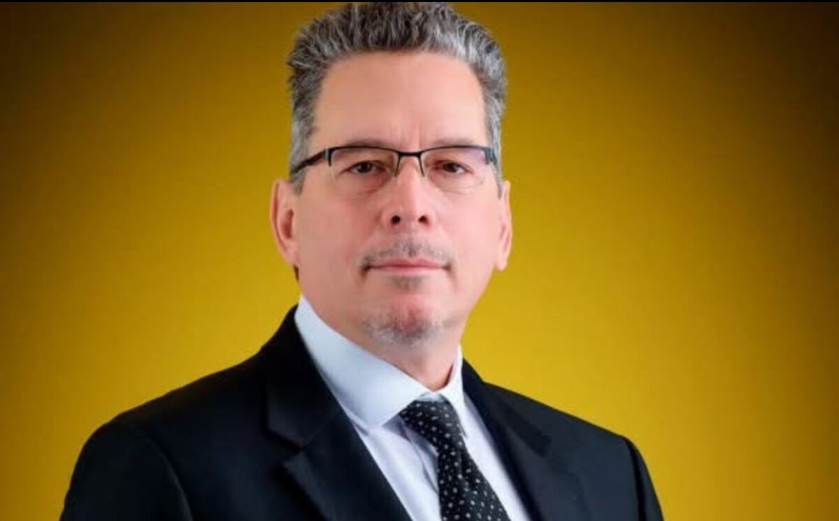 Fost șef din grupul Alexandrion, în fruntea Consiliul Național de Informații al SUA