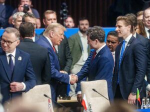 Analiști: Piețele subestimează seriozitatea lui Trump