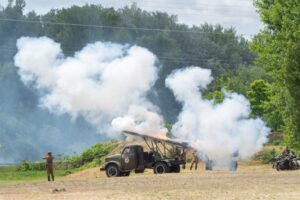 Simulare de război pe malul Nistrului. Separatiștii transnistreni au reconstituit „Operațiunea Iași-Chișinău” pe ritmuri sovietice