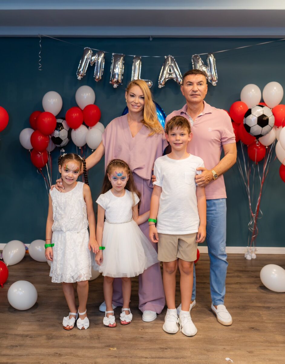 Valentina Perinel cu familia