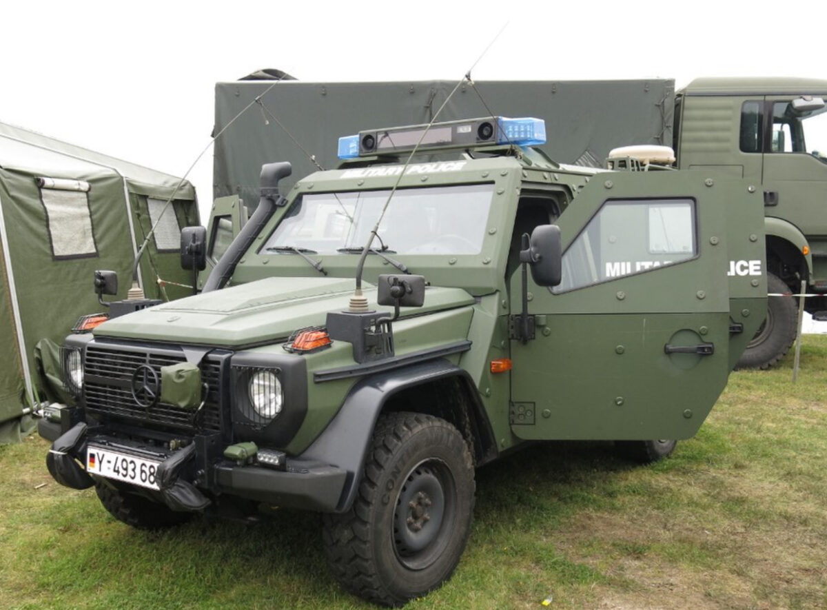 România își întărește apărarea cu vehicule tactice germane