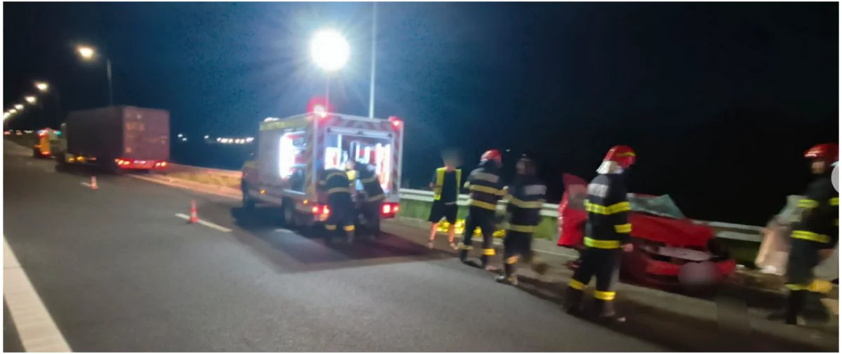 Trei victime într-un grav accident pe Drumul Expres 16. O femeie a murit