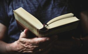 Cartea care sparge bariera timpului. O poveste despre epoca nazistă, în topul preferințelor cititorilor din Germania