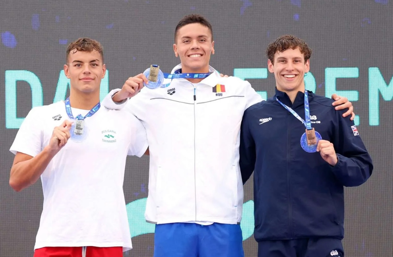 Explozie de viteză: Popovici doboară recordul european la 100 m liber