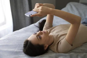 SMS-ul pe care îl vor primi toți românii. Confirmarea, obligatorie
