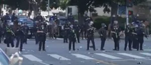 Interdicție de circulație pe timp de noapte, în Los Angeles