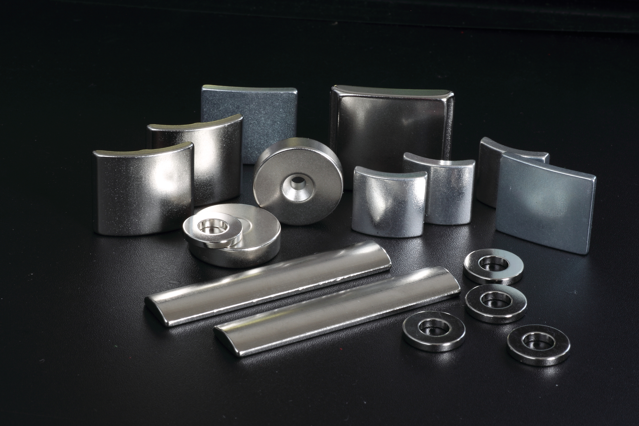 magneti din pamanturi rare