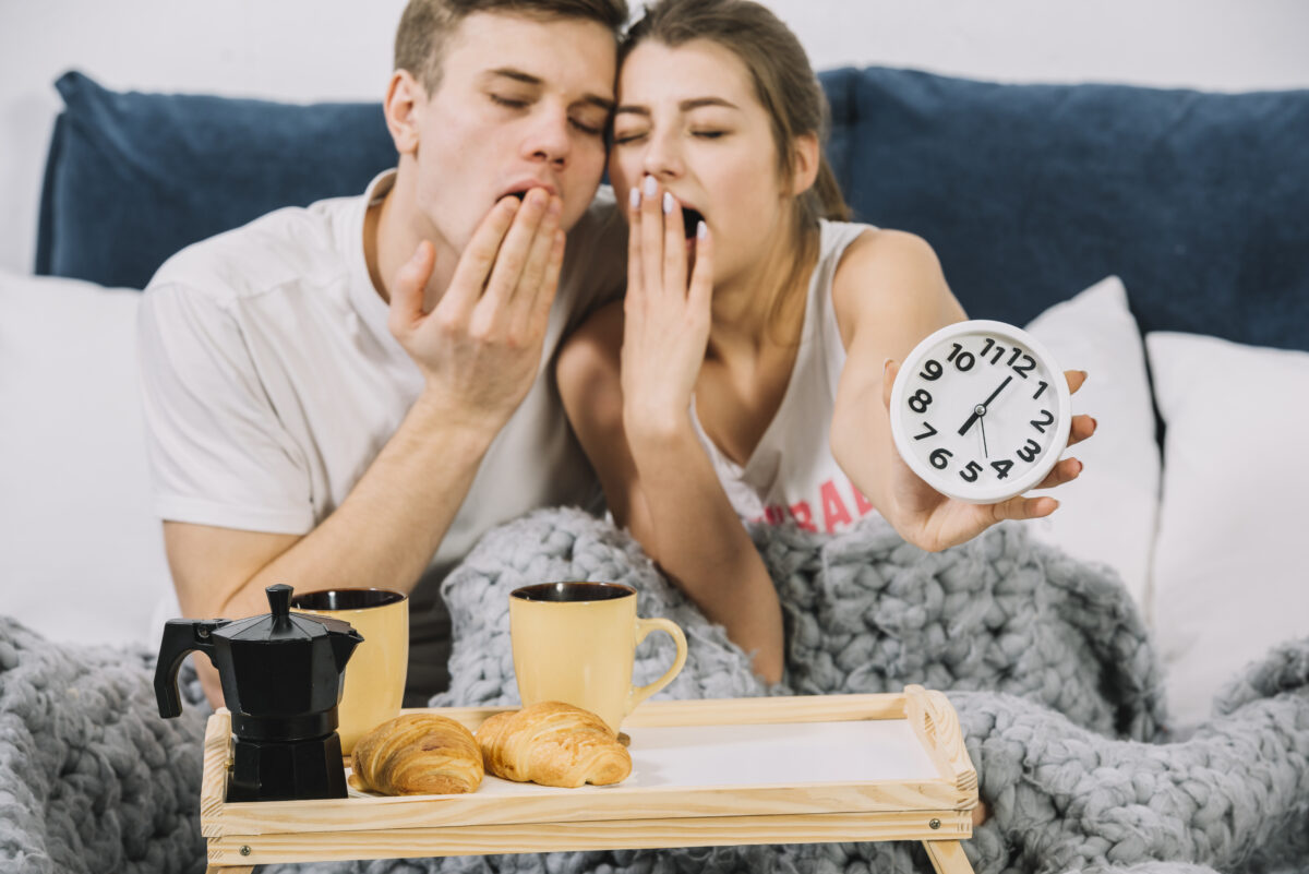 Obiceiuri greșite care îți distrug energia de dimineață. Trei capcane