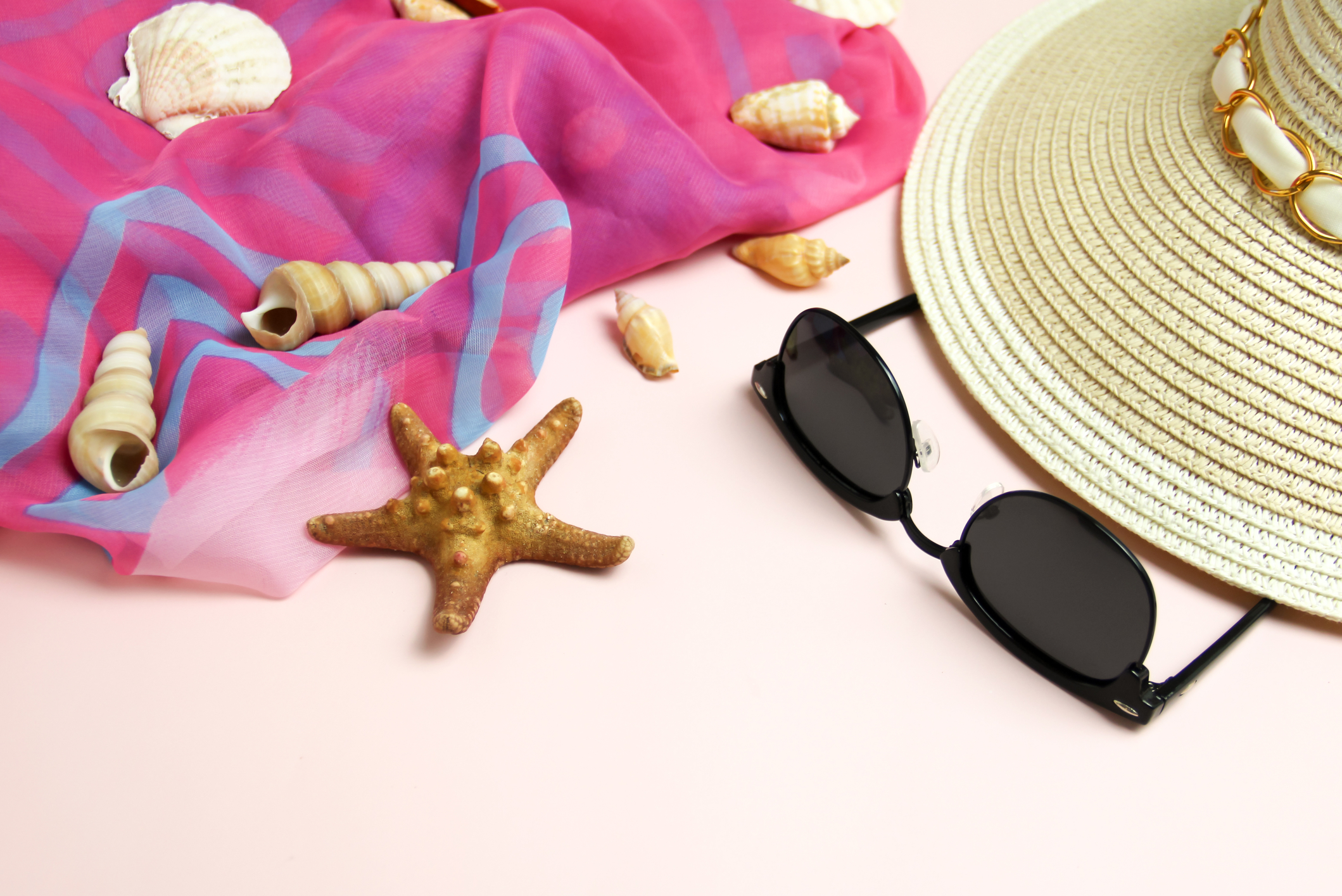 Tendințele costumelor de baie în 2025. Ce modele și culori vor domina plaja