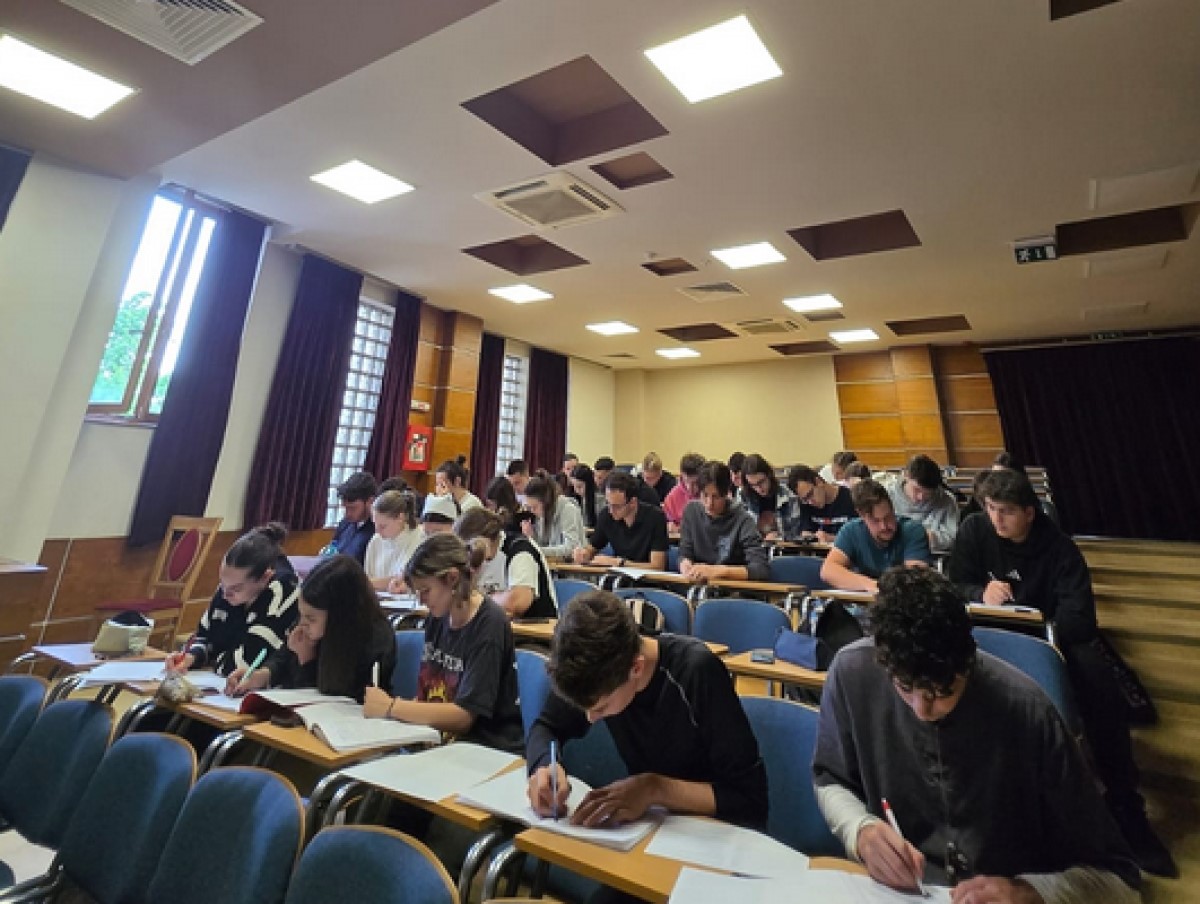 Patru profesori din Maramureș, pregătire gratuită pentru Bac cu zeci de elevi