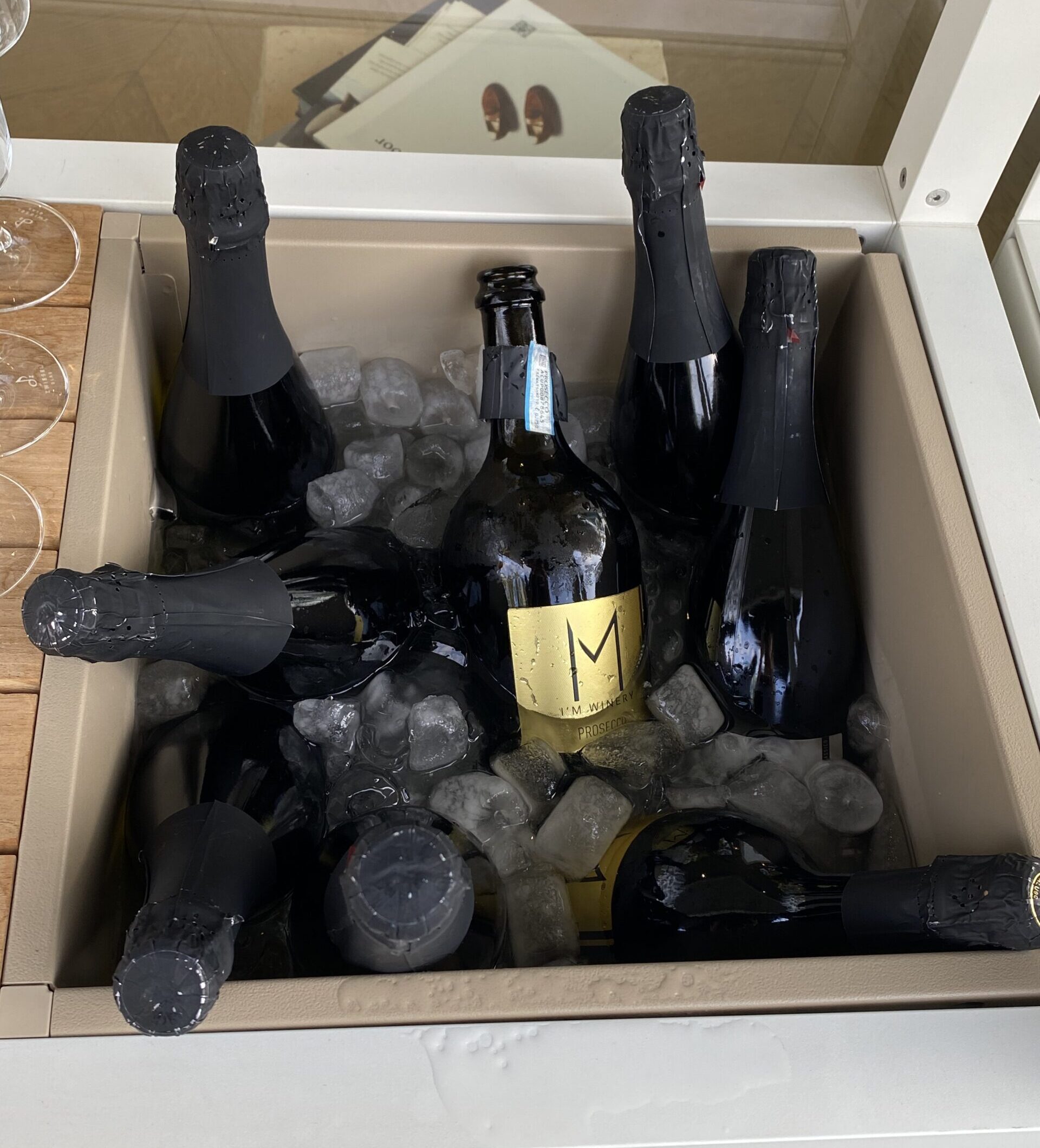 sticle IM Winery