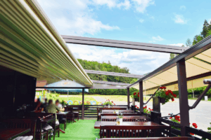 Transformați terasele cu o reducere de 10% la Pergole retractabile Flat