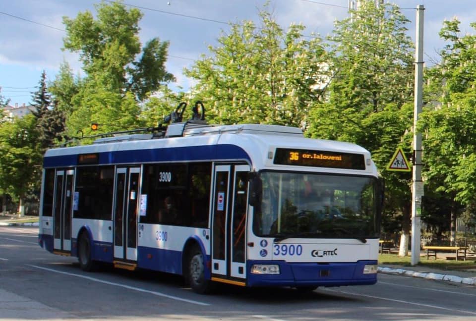 Doar 40% dintre troleibuzele din Chișinău au aer condiționat. Explicațiile Regiei de Transport
