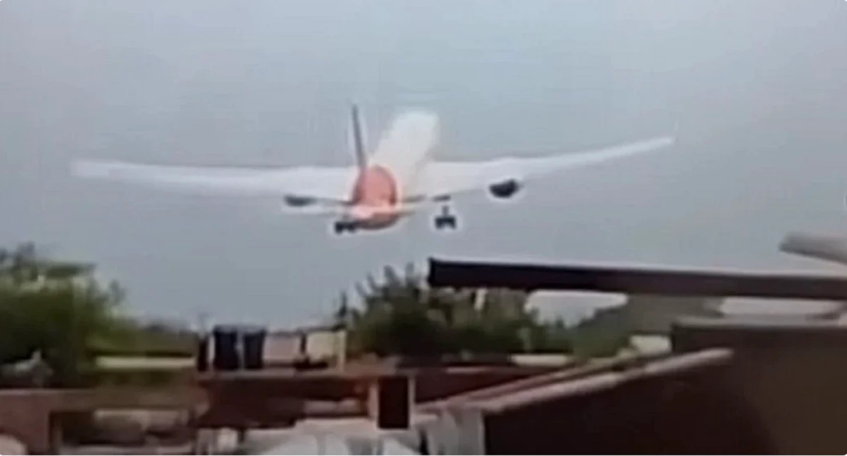 Ancheta Air India. Motoarele ar fi fost oprite de căpitan